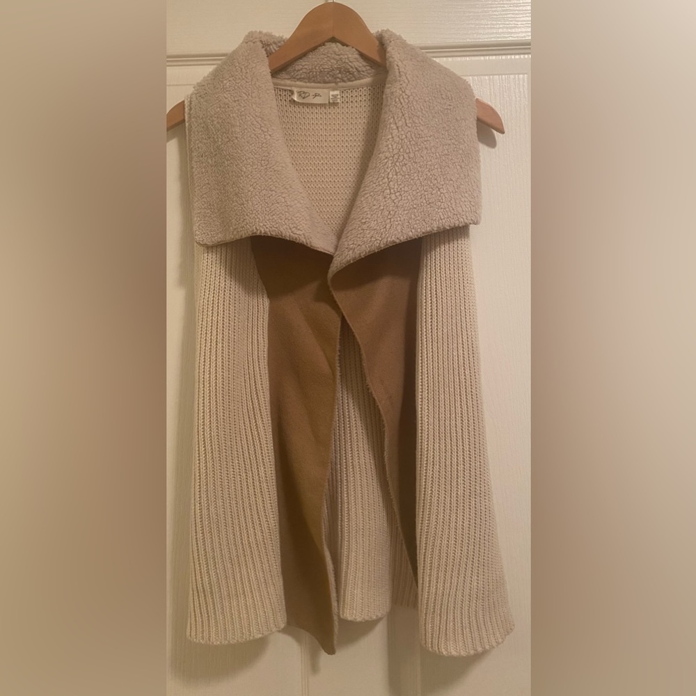 RD Styles fleece vest